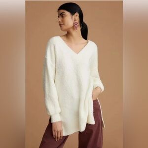 NWOT ANTHROPOLOGIE PILCRO TEDDY V-NECK TUNIC SWEATER. Size XXS.